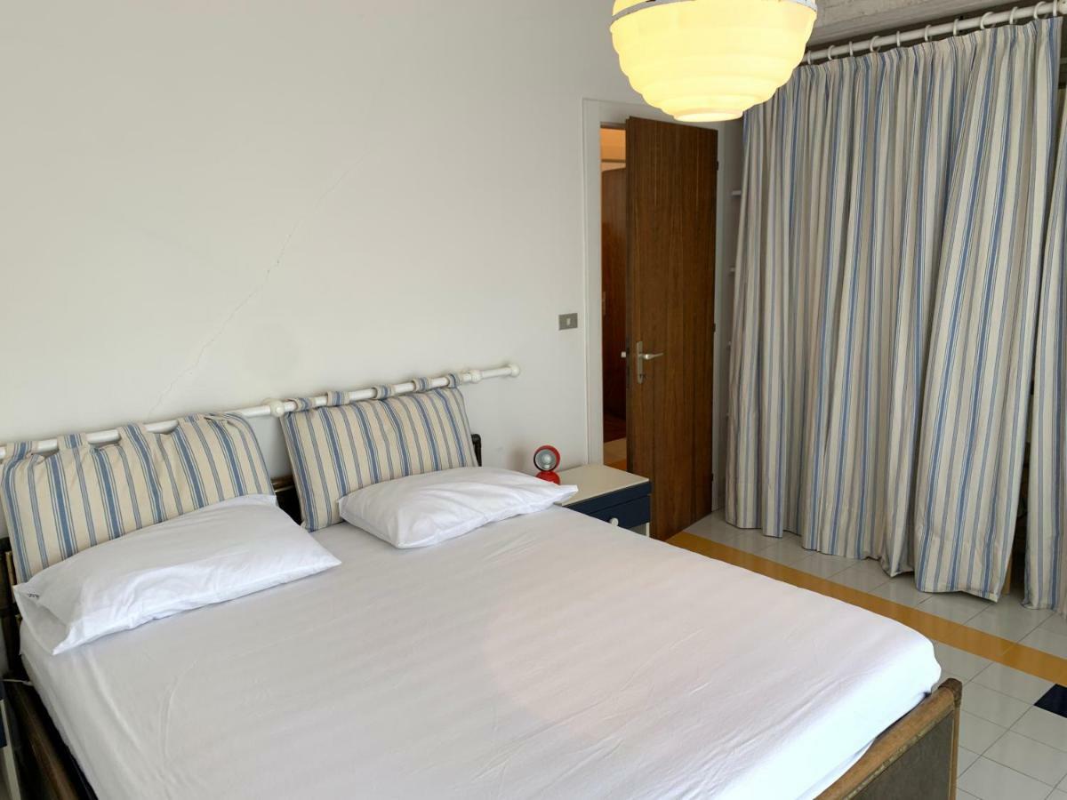 Residence 5R - Walterigato Apartments Solo Per Famiglie Лидо-ди-Езоло Экстерьер фото